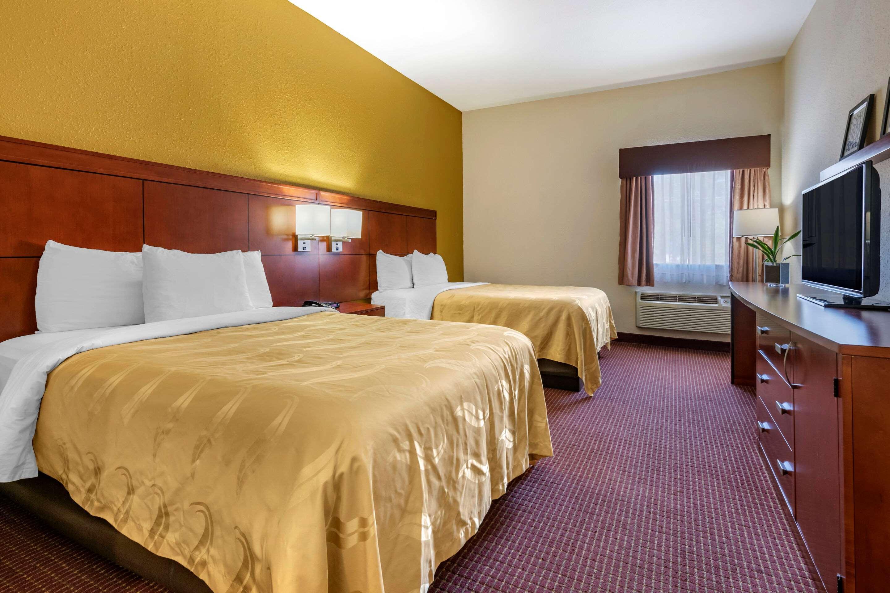 Quality Inn Zephyrhills-Dade City Bagian luar foto
