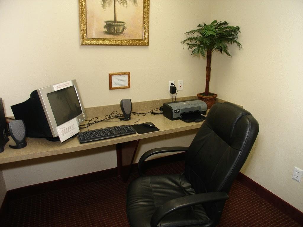 Quality Inn Zephyrhills-Dade City Bagian luar foto
